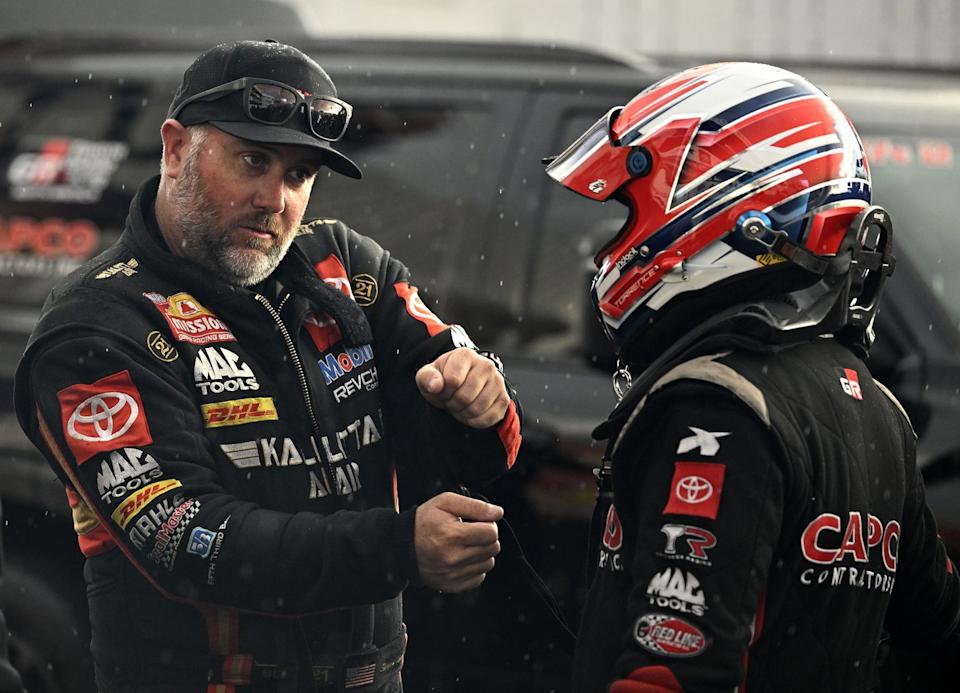 opening day of qualifying at the 59th nhra finals in pomona