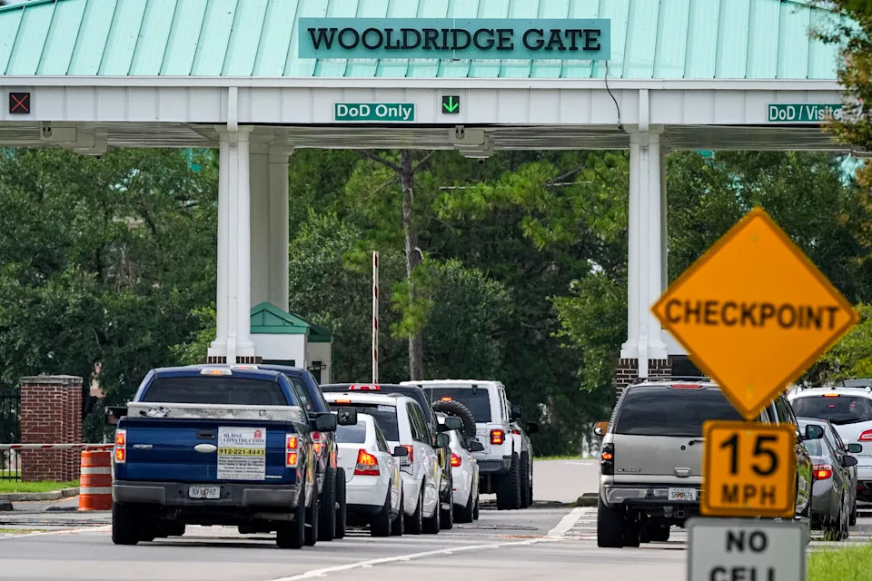 6 unarmed soldiers praised for tackling and subduing Fort Stewart shooter
