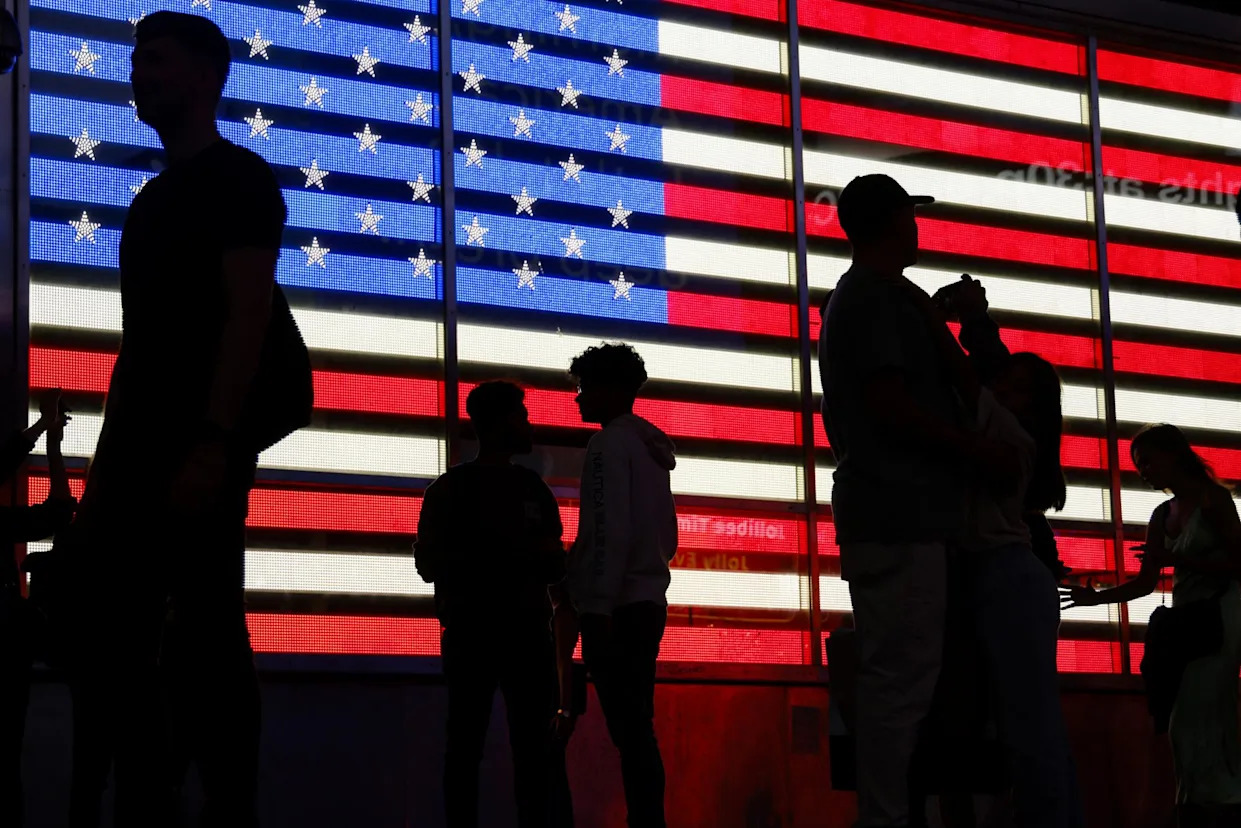 Trump calls for new US census that excludes undocumented immigrants