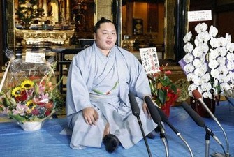 初Vの琴勝峰「不思議な感じ」　大相撲名古屋場所から一夜明け