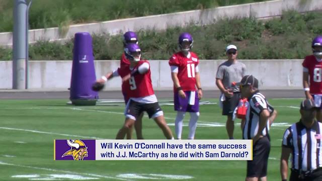 Vikings' Rondale Moore carted off after going down on punt return in preseason game vs. Texans