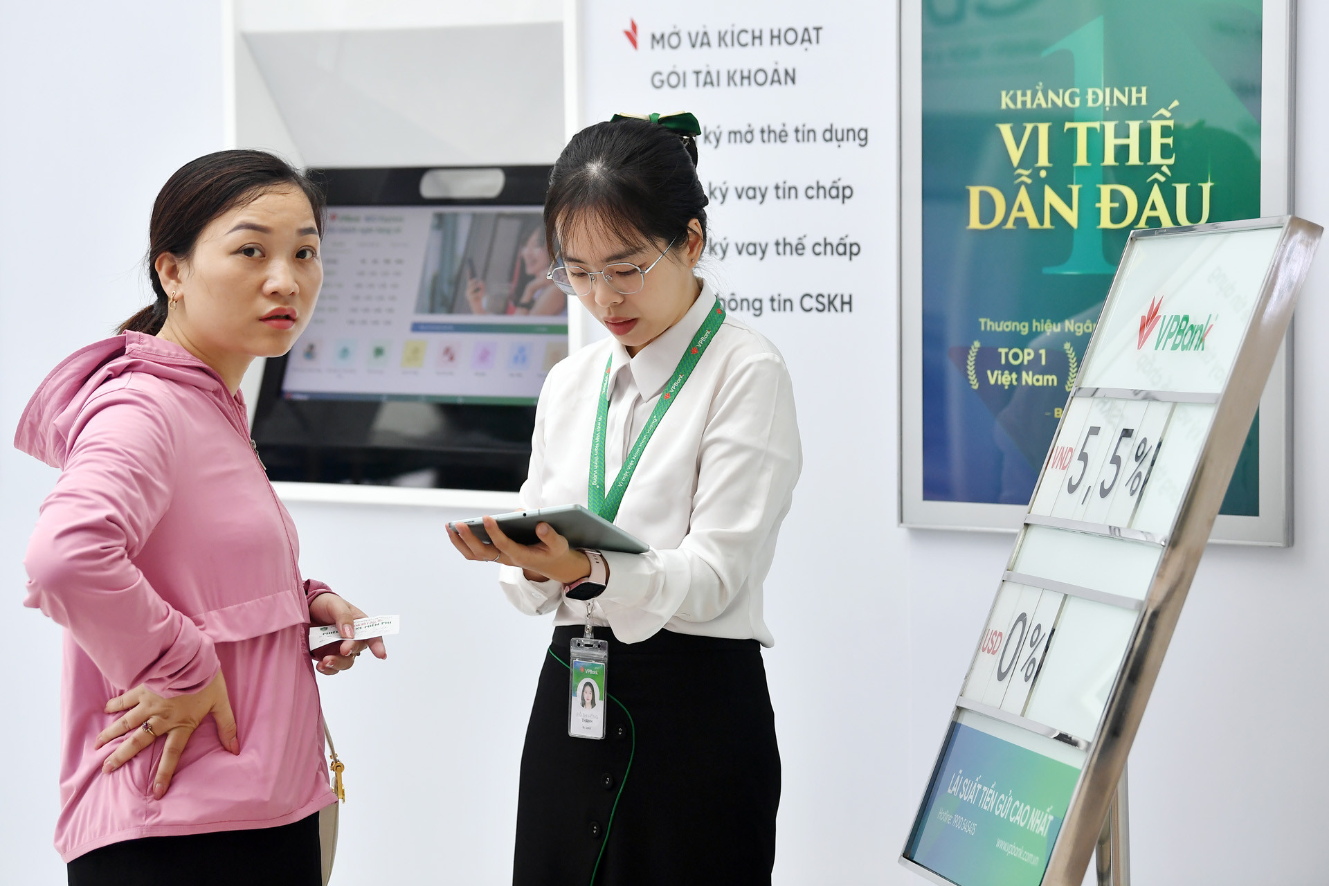 Ngân hàng phải nghiêm túc thực hiện công khai lãi suất cho vay