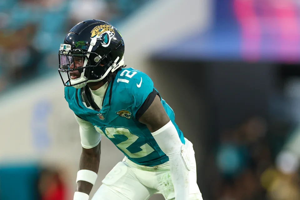 JACKSONVILLE, FLORIDA - AUGUST 9: Travis Hunter #12 of the Jacksonville Jaguars in coverage during a NFL Preseason 2025 game against the Pittsburgh Steelers at Everbank Stadium on August 9, 2025 in Jacksonville, Florida.  (Photo by Logan Bowles/Getty Images)