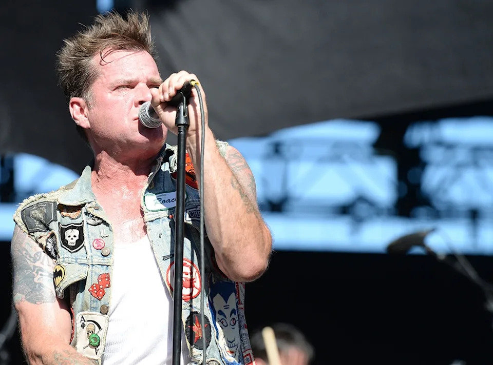 David Roach, Junkyard Singer, Dies 2 Weeks After His Wedding