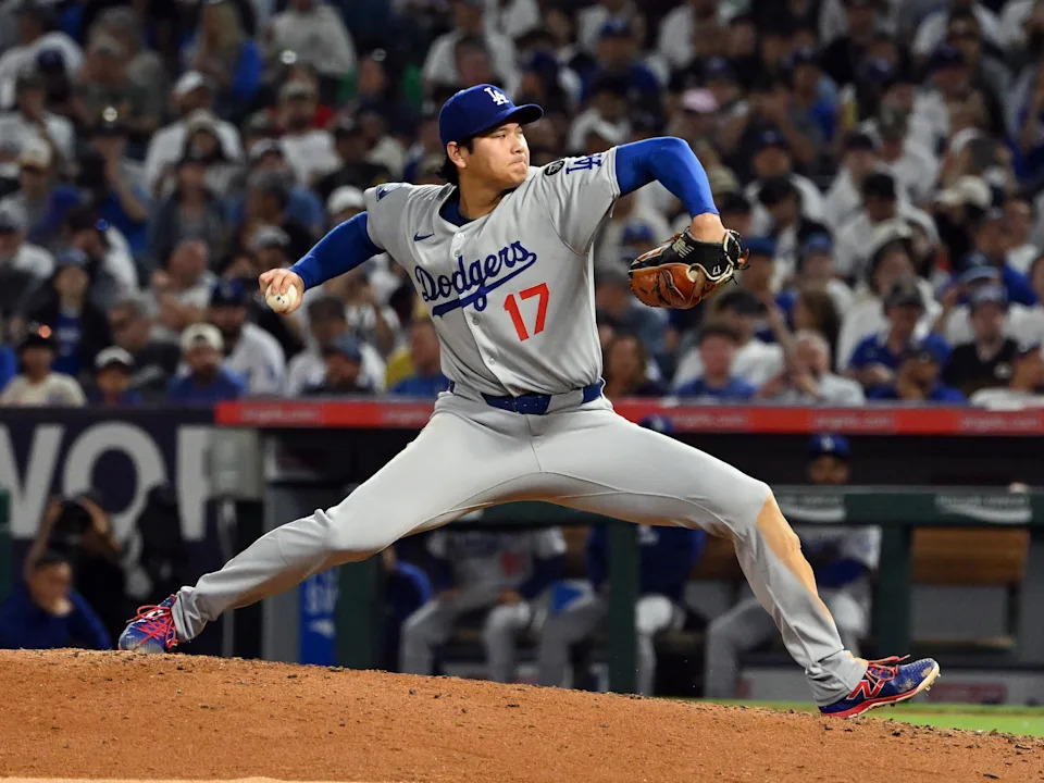 ANAHEIM, CA - AUGUST 13: Los Angeles Dodgers pitcher Shohei Ohtani (17) pitching during an MLB baseball game against the Los Angeles Angels played on August 13, 2025 at Angel Stadium in Anaheim, CA. (Photo by John Cordes/Icon Sportswire via Getty Images)