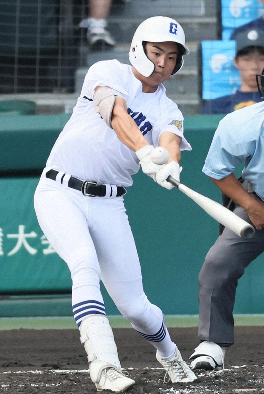 県岐阜商が16年ぶり準々決勝へ　明豊降す　夏の甲子園