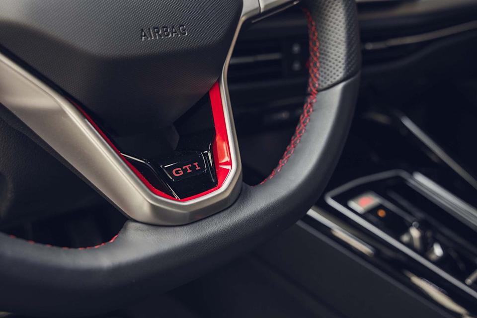 2025 volkswagen golf gti autobahn