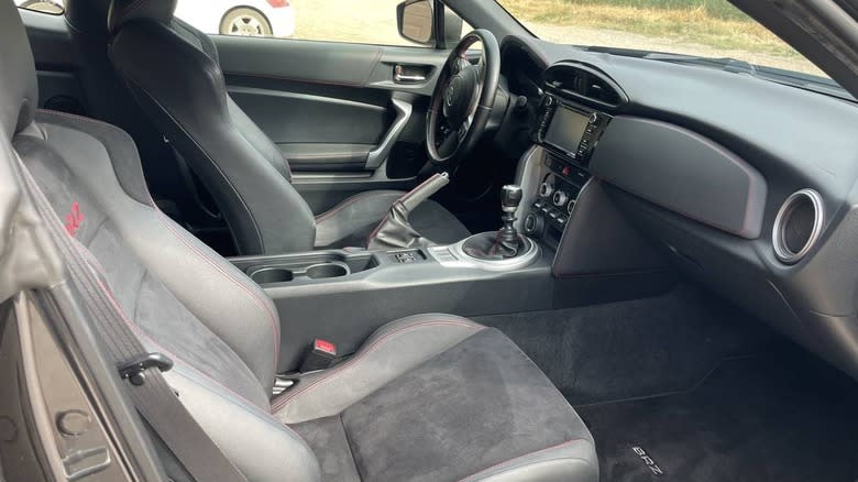 2017 Subaru BRZ Limited interior image