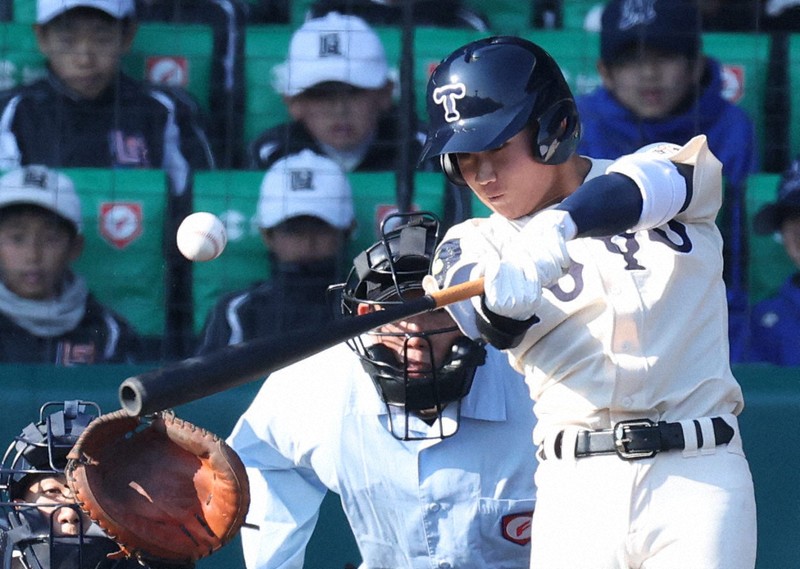 東洋大姫路の高畑知季=阪神甲子園球場で2025年3月20日、滝川大貴撮影