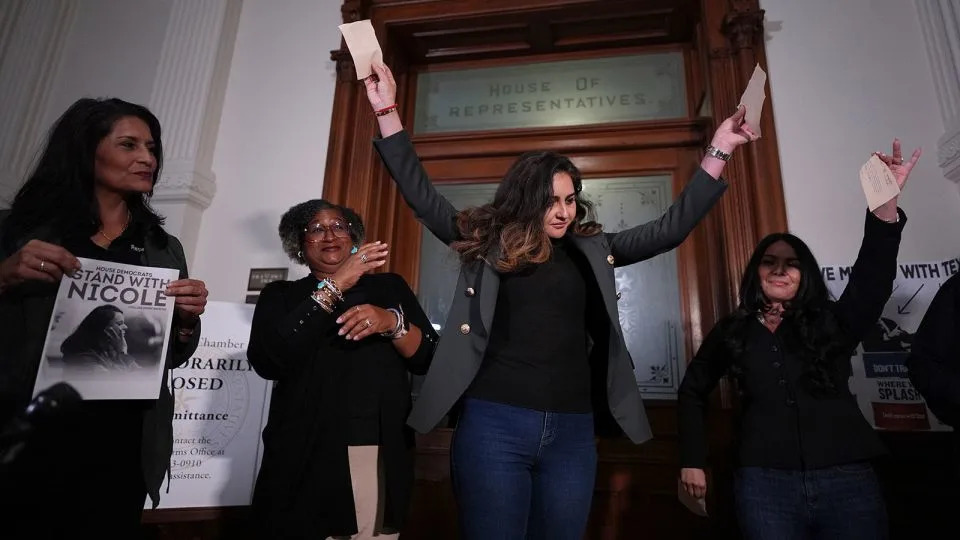 Texas GOP nears vote on new maps as Democrats stage protest in state House