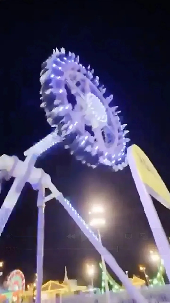 Riders could be heard screaming the moment the pole snapped off the mainframe of the 360 Degree ride on July 30, 2025.
