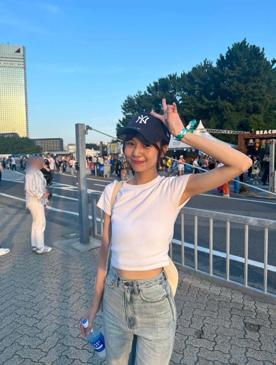 雰囲気一変「サンモニ」28歳アナ〝ビックリ〟私服姿が話題「じっくり見るほどに…」「夏真っ盛りですね」