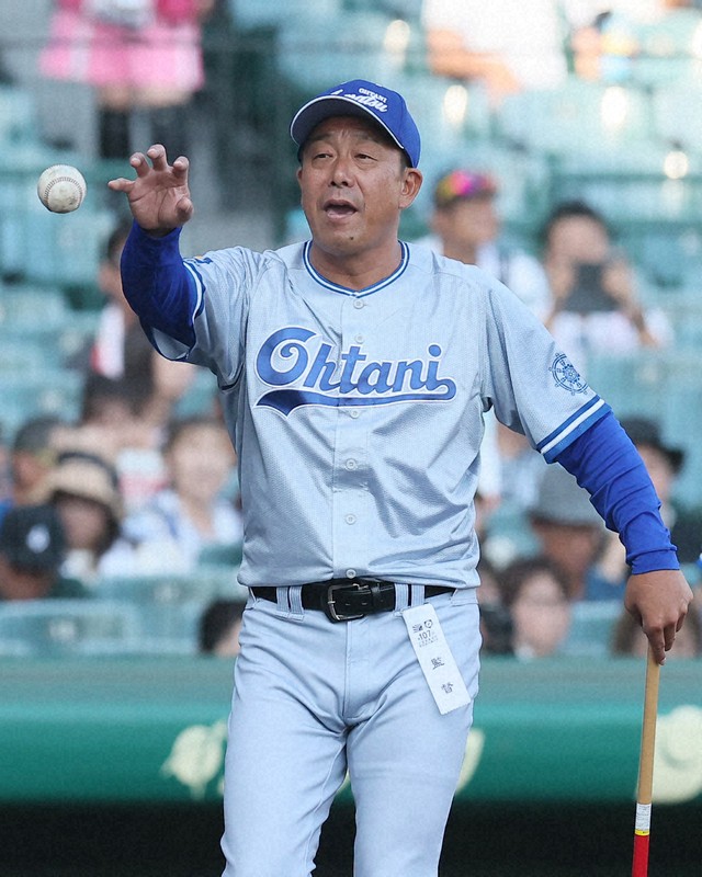 小松大谷監督、ナイターで「判断しづらそうなところも」　夏の甲子園