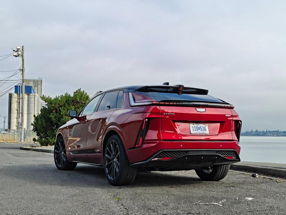 2026 cadillac lyriq v