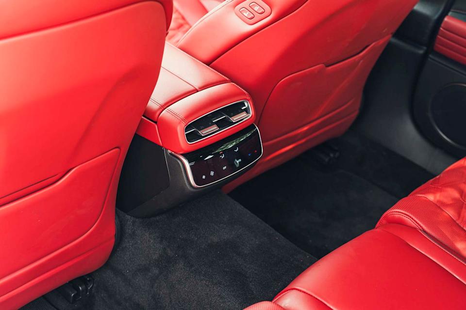 2025 genesis g80