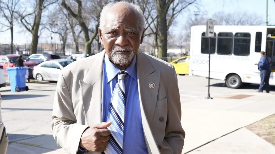 Danny Davis won’t seek reelection after 30 years in House