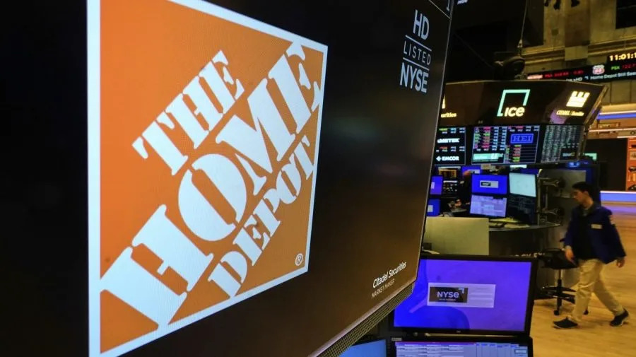 Latino civil rights group pushes Home Depot to limit ICE presence