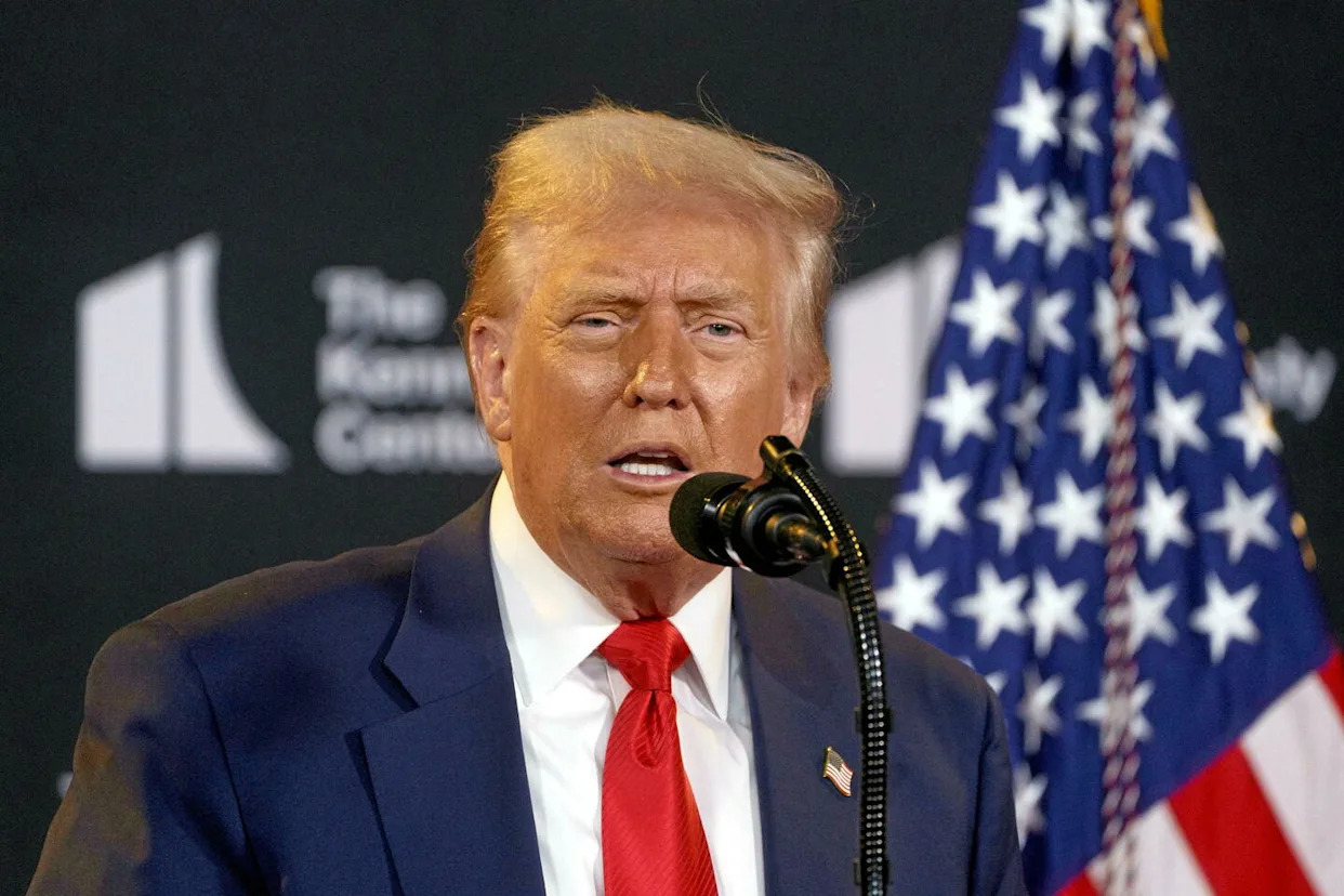 « Il n’a plus personne pour le conseiller » : face à Poutine, Trump négociera complètement démuni