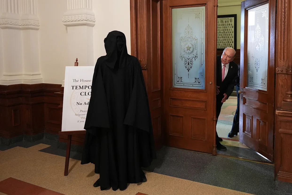 The Latest: Texas GOP poised to approve map gerrymandered for their advantage