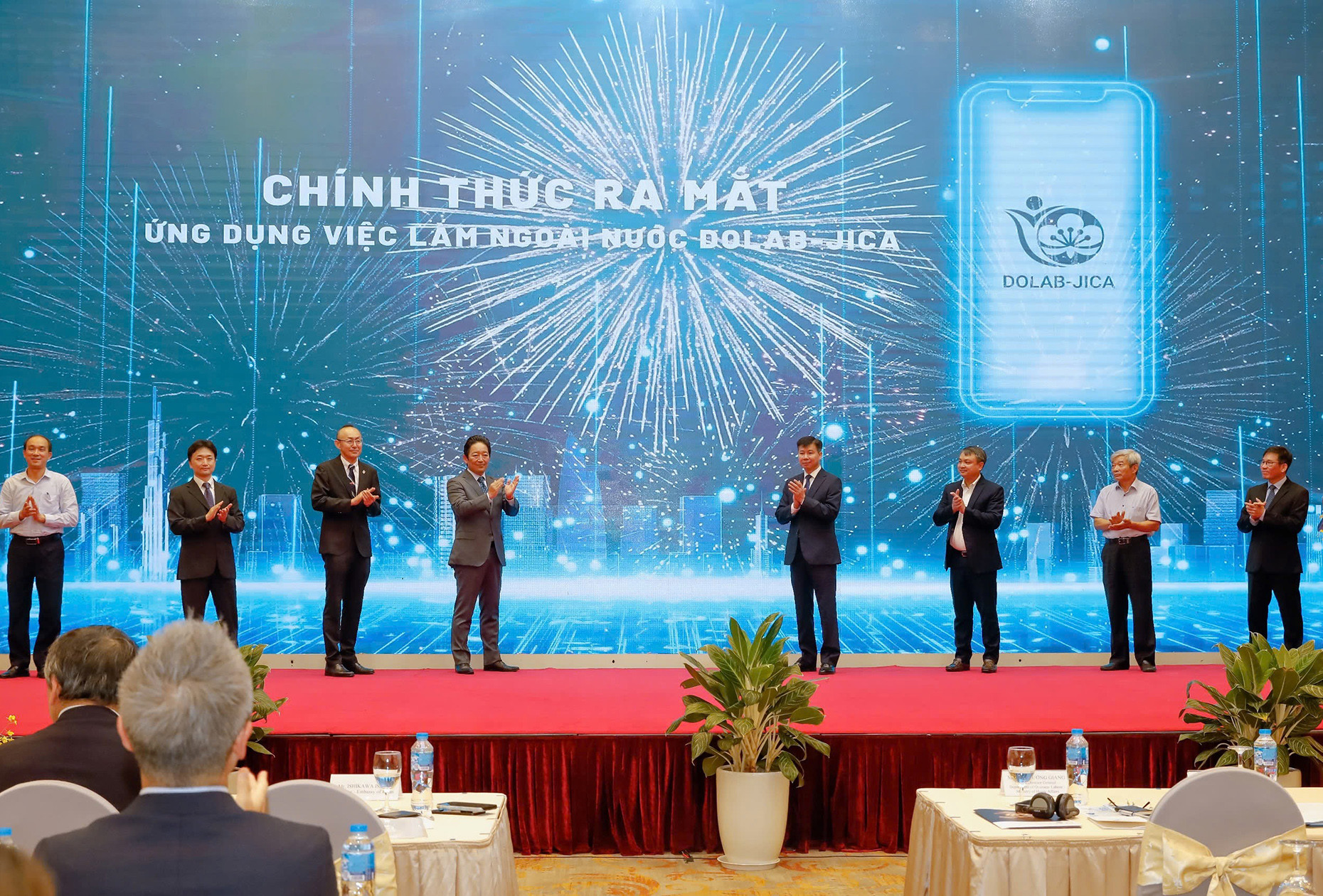 Không cần qua môi giới, người muốn đi làm việc ở Nhật hãy đăng ký app DOLAB-JICA