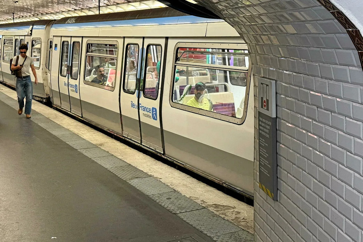 « Je le vois baisser son pantalon et se masturber » : le quotidien glaçant des femmes harcelées dans les transports