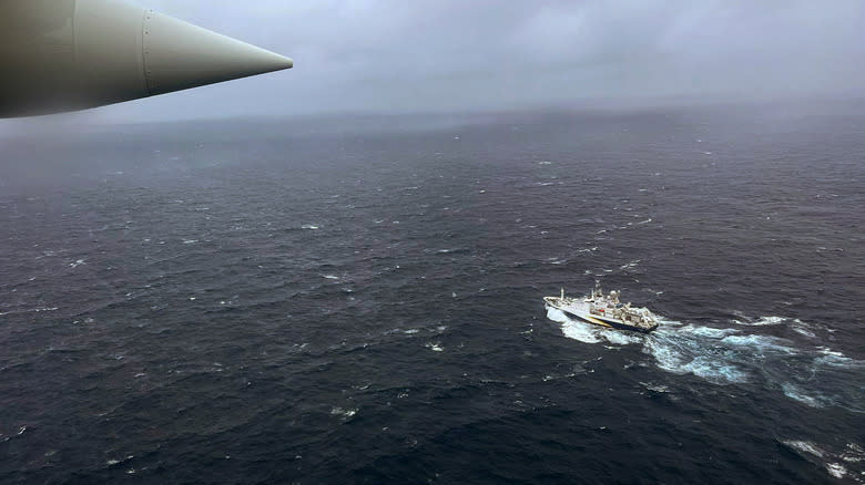 searching for the oceangate titan submersible