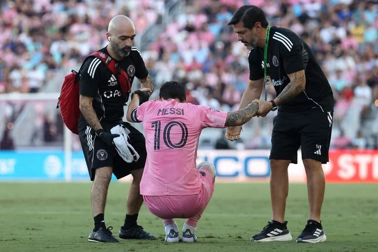 Lionel Messi salió lesionado en Inter Miami vs. Necaxa por la Leagues Cup, antes de los penales