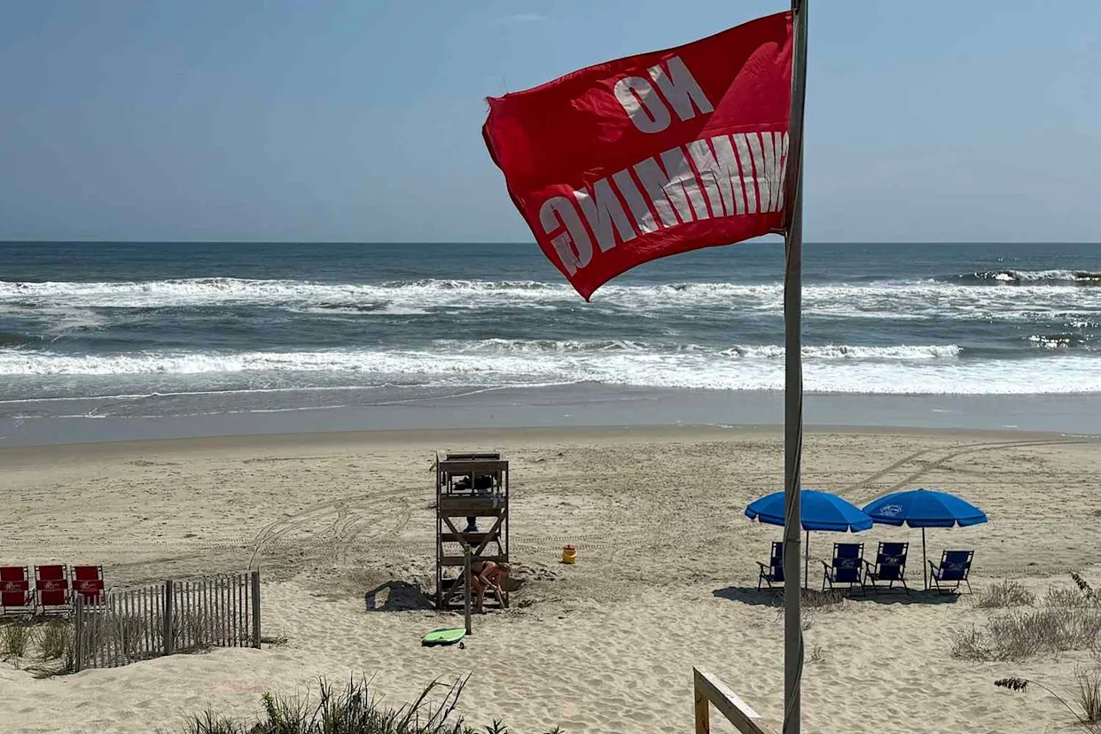 Dozens Rescued From Rip Currents as Hurricane Erin Passes by North Carolina, Churns Up Eastern Seaboard