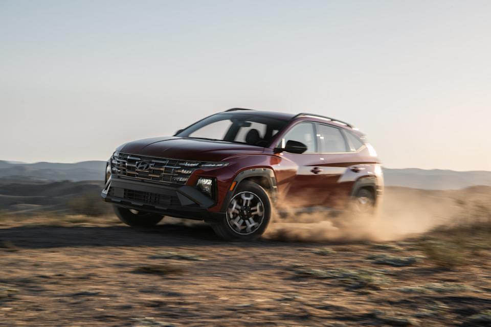 2025 Ford Escape vs Hyundai Tucson: 5 Major Differences