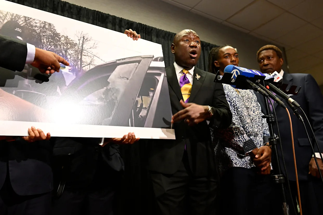 Prosecutors clear Florida deputy in arrest of a Black man punched and dragged from his car
