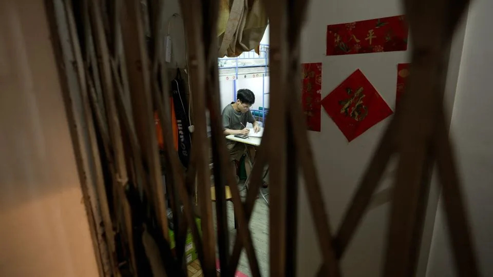 In cramped, sweaty Hong Kong, climate change is making things worse for the poorest