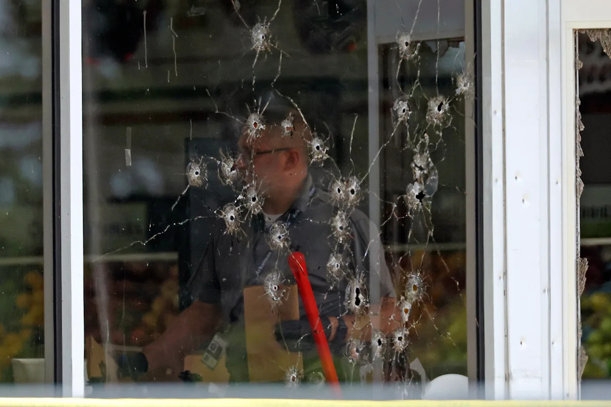 Arkansas man sentenced to life without parole for 2024 mass shooting at grocery store