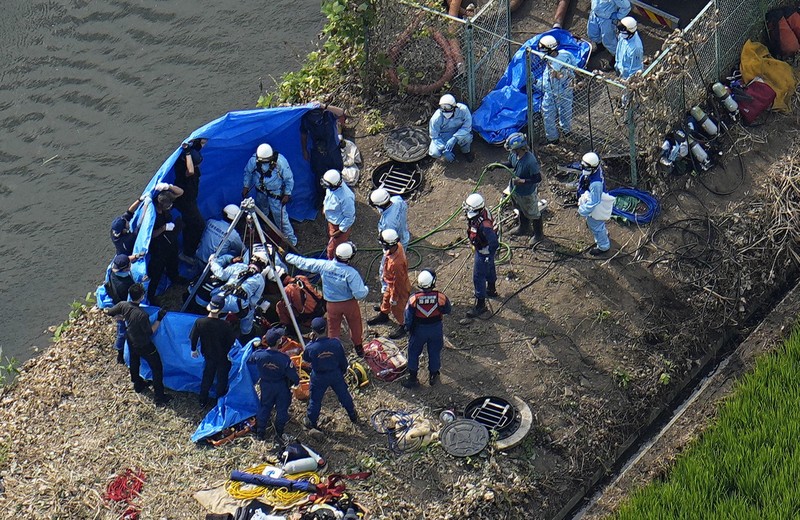 マンホール4人転落死　勤務先、マスクや安全帯なしは「現場判断」