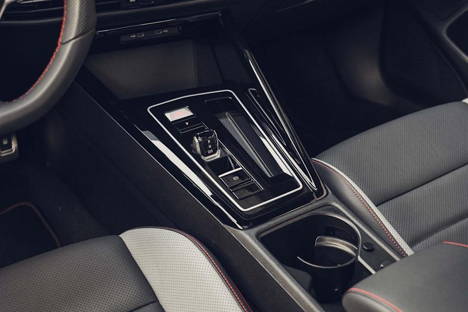2025 volkswagen golf gti autobahn