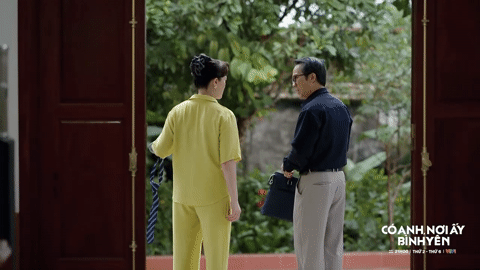 'Có anh nơi ấy bình yên' tập 10: Chủ tịch Thứ ôm cặp tiền lên huyện để chạy chức