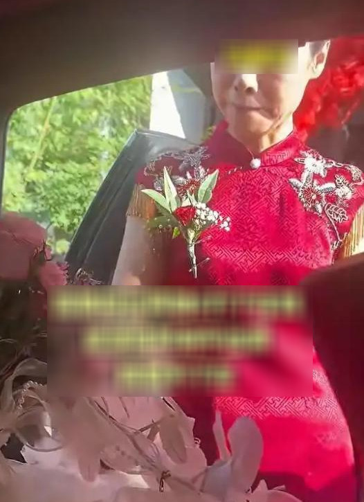 Đòi 200 triệu mới xuống xe, cô dâu khiến nhà trai bức xúc hủy cưới