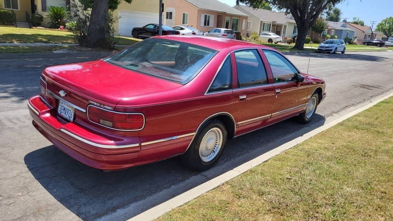 1993 Chevy Caprice Classic LS rearend image