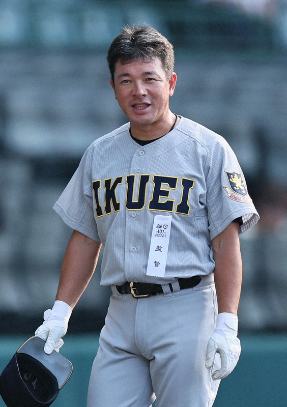 仙台育英・須江監督「精神と時の部屋のような成長」　夏の甲子園