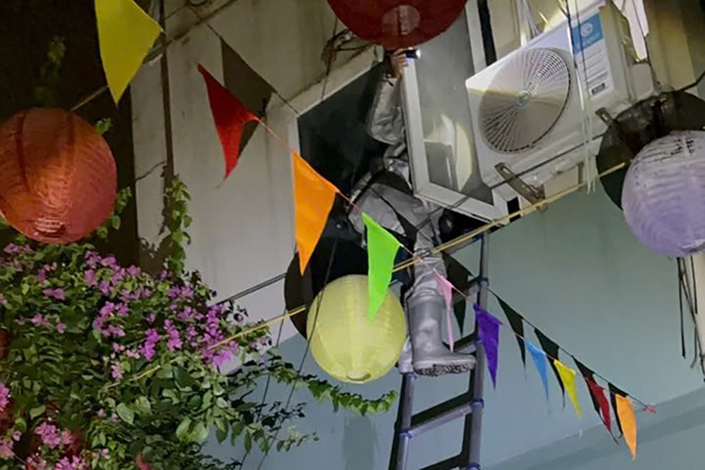 3 người mắc kẹt trong căn nhà cháy ở Hà Nội