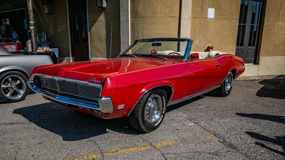 Mercury Cougar XR-7