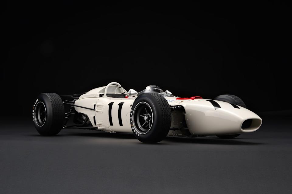 honda ra272 1.8 scale model