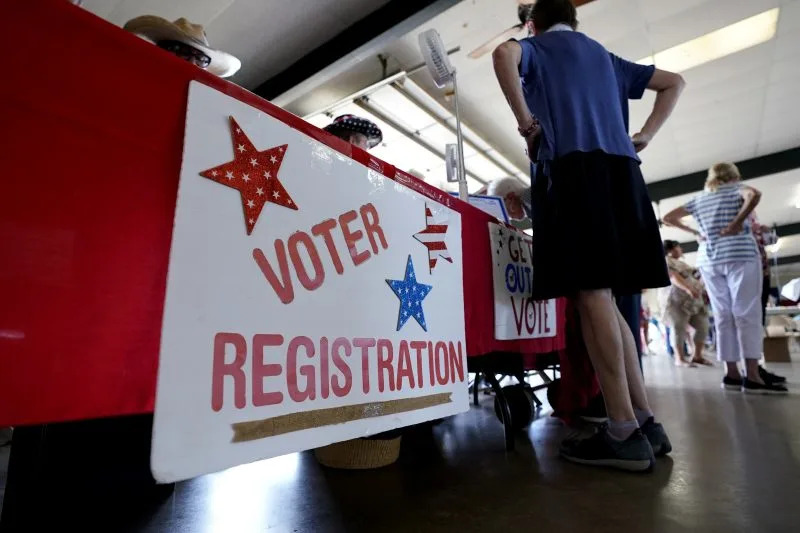 Third-party registration continues to lure in Kentucky voters