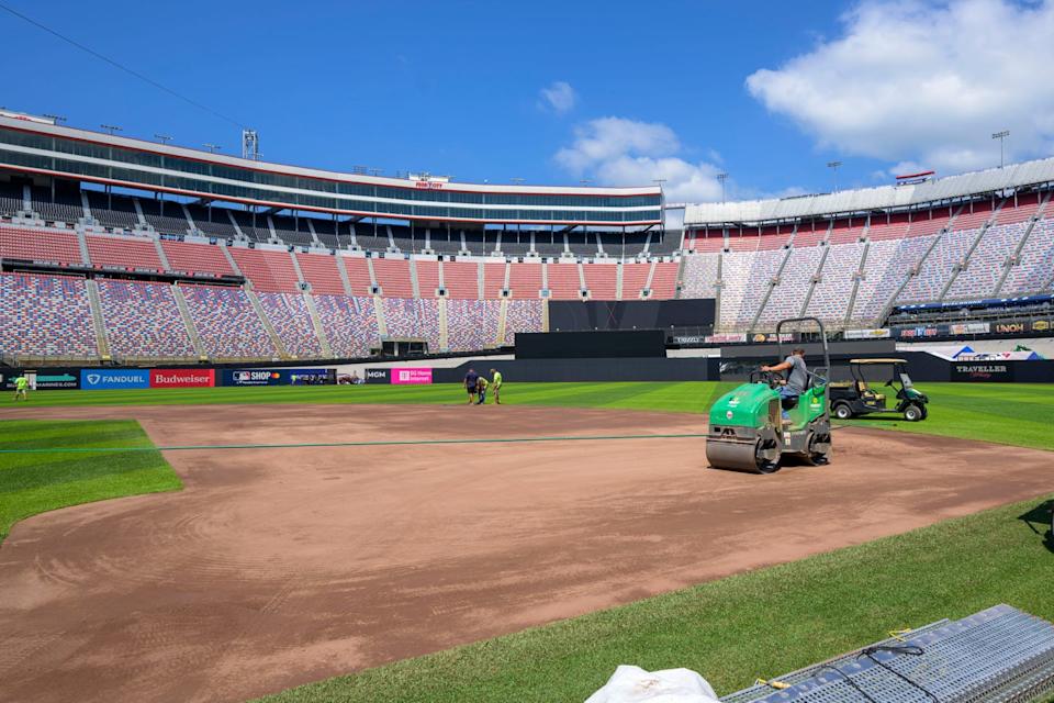 bristol motor speedway nascar track becomes major league baseball stadium