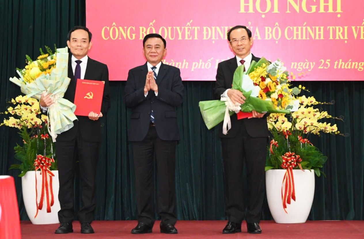 Ông Nguyễn Văn Nên thôi giữ chức Bí thư Thành ủy TP HCM để nhận nhiệm vụ mới