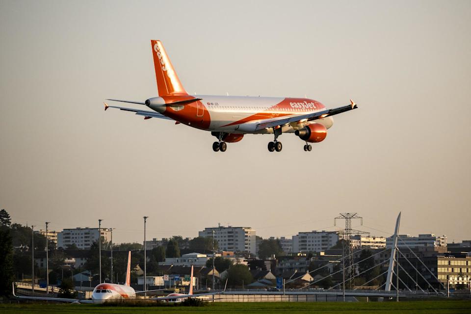Un vol EasyJet Lyon-Porto forcé de faire demi-tour à cause d’un passager pris de délire