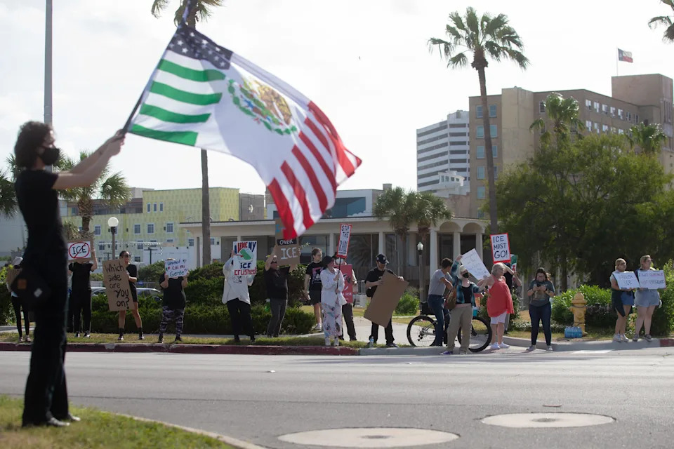 Texas could lose political clout in census that would exclude undocumented immigrants