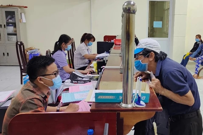 Kết quả xử lý vụ xin nghỉ hưu trước tuổi bất ngờ được bổ nhiệm chức mới