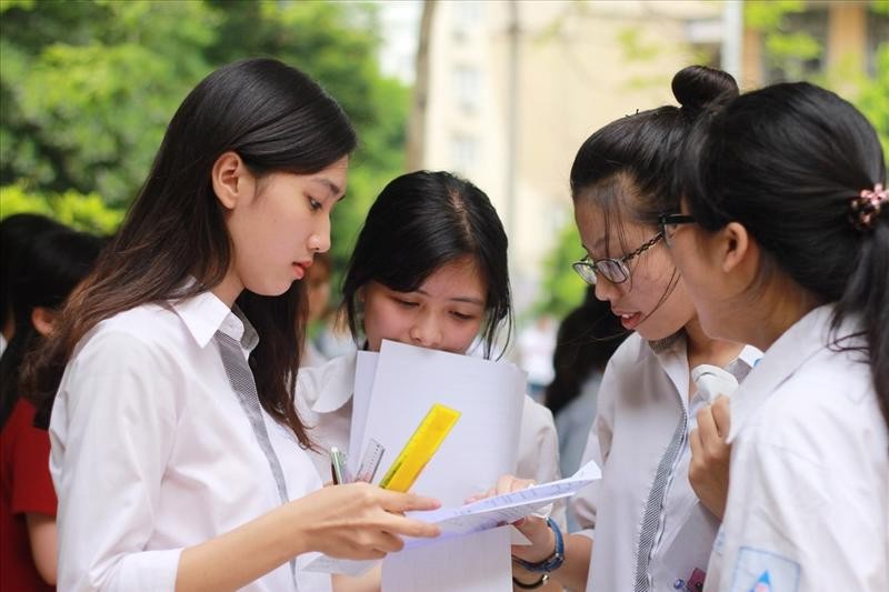BizChat AI - trợ lý ảo đắc lực của các trường đại học trong mùa tuyển sinh 2025