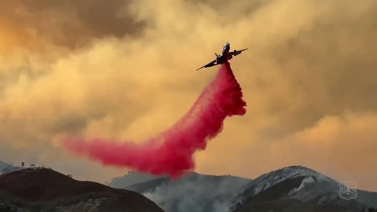 California's Gifford Fire Nears ‘Megafire’ Status As Crews Battle Dangerous Heat, Expanding Flames