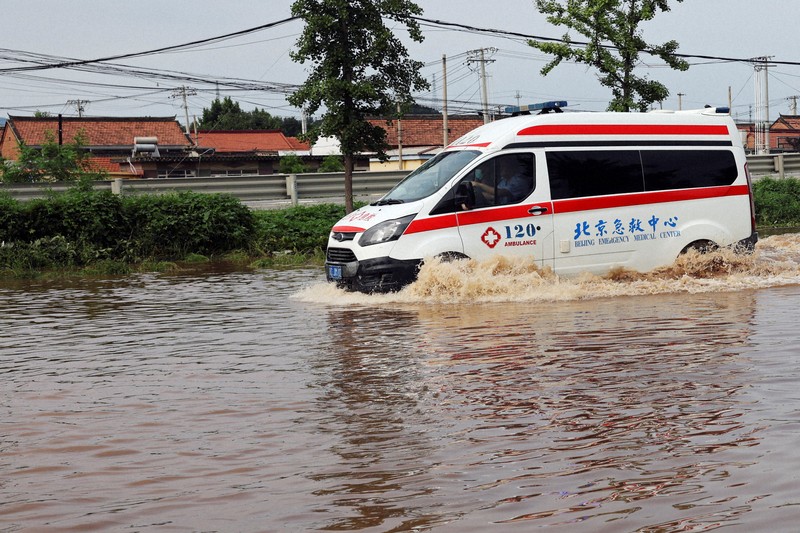 北京豪雨、北部で1時間に95ミリ　土砂災害など当局が警戒呼びかけ